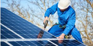 Installation Maintenance Panneaux Solaires Photovoltaïques à Gezaincourt